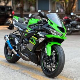 Kawasaki ZX6R (abs)