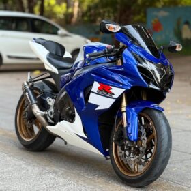 Suzuki GSX-1000R