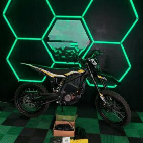 Surron ultra bee black
