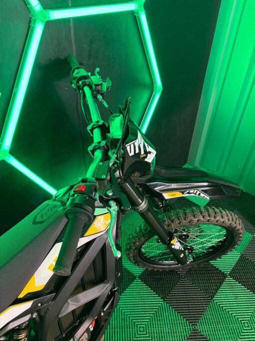Surron ultra bee black